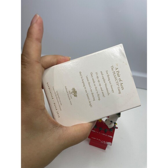 2010 Peanuts Gang “A Pair of Aces” Snoopy & Woodstock Hallmark Ornament - Picture 9 of 9